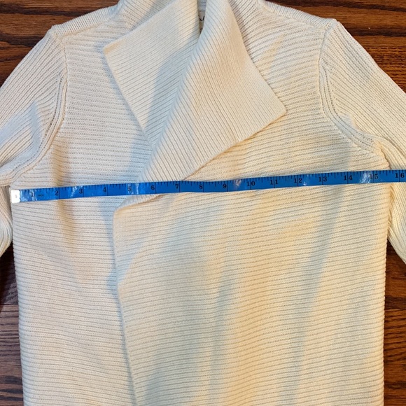 Maison Jules draped cowl neck ivory cardigan sweater. Size XS - Picture 6 of 7